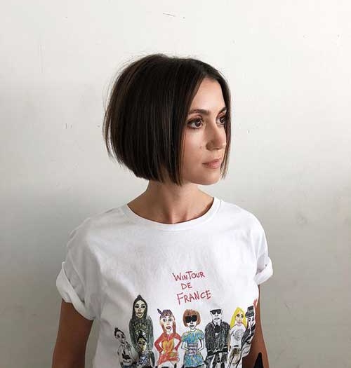 Short Bob Cuts for Stylish Ladies 9