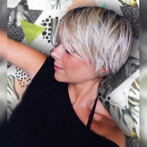 Short Haircut for Straight Hair