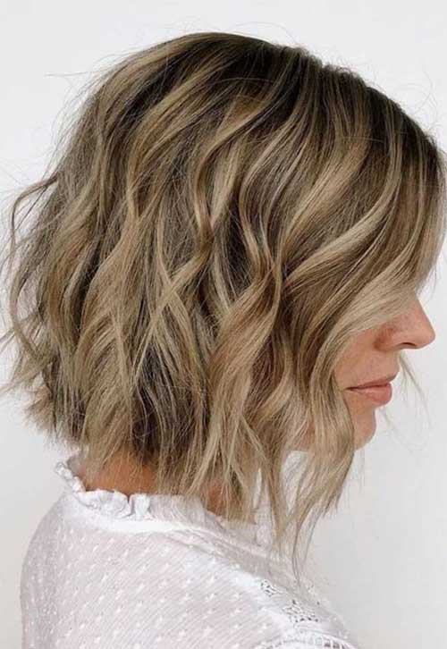Short Wavy Bob Haircuts 5