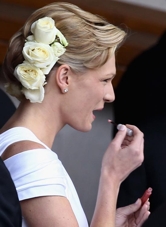 Stacked Wavy Bob With Roses