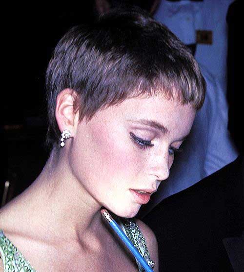 Super Cute Short Hairstyles for Fine Hair 3