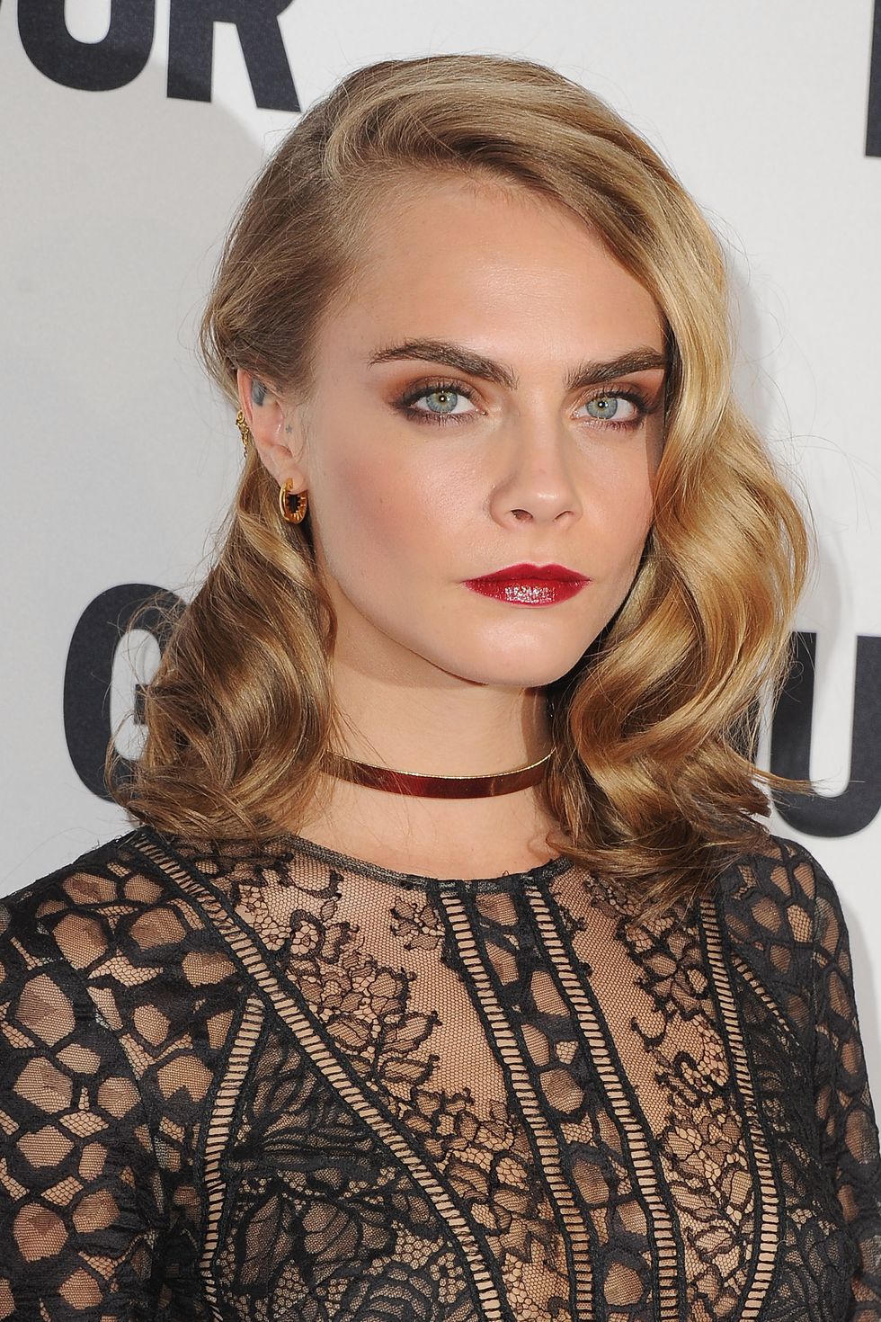 The Bold Gold Hair with Swirls and Twirls