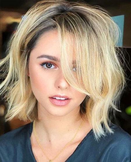 BLONDE WAVY LOB WITH DARK ROOTS