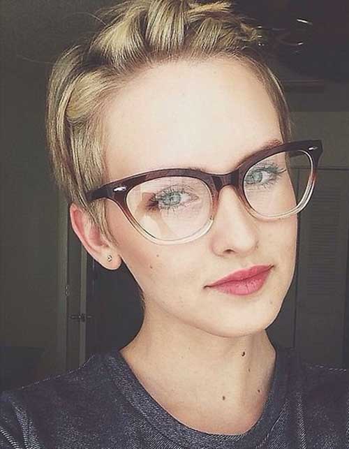 Cute Pixie Hairstyle