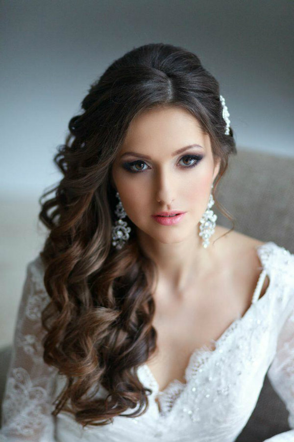 Long Wavy Hair with Curls