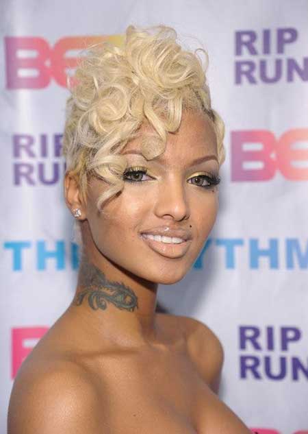 Nice and Charming Curly Pixie Cut