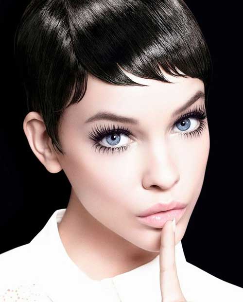 Shiny Black Colored Hairstyle