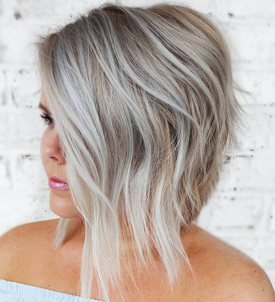 Short Layered Bob