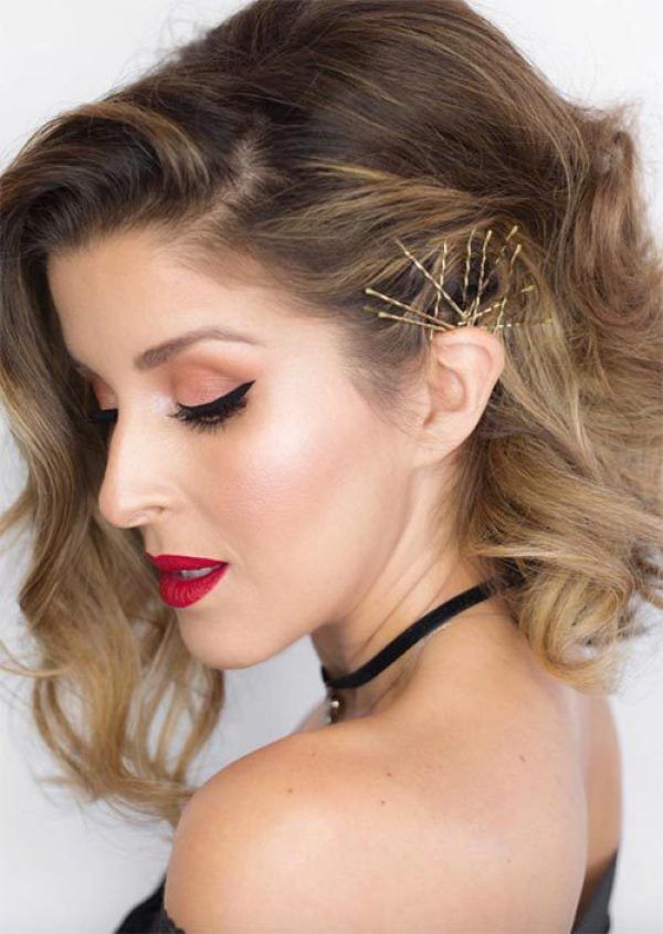 Short Wavy Hair