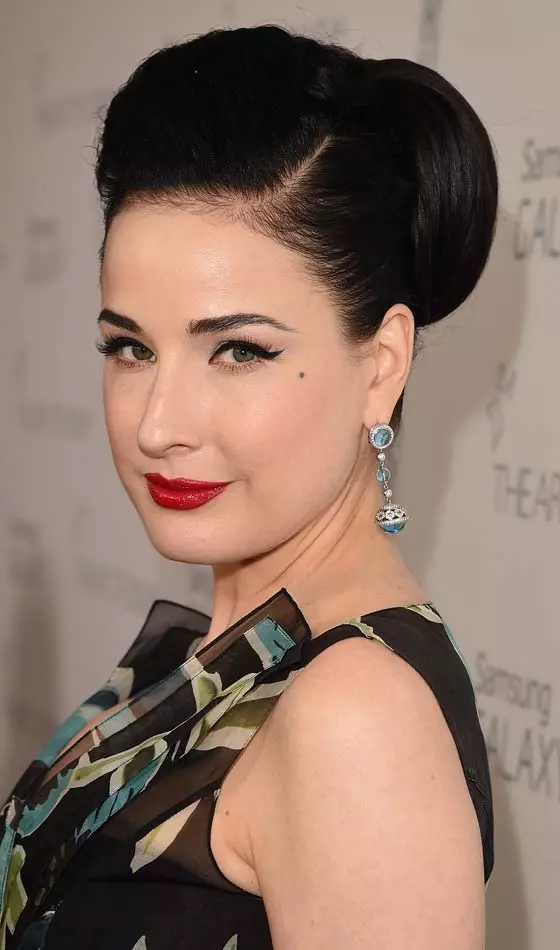 Side Part Bun