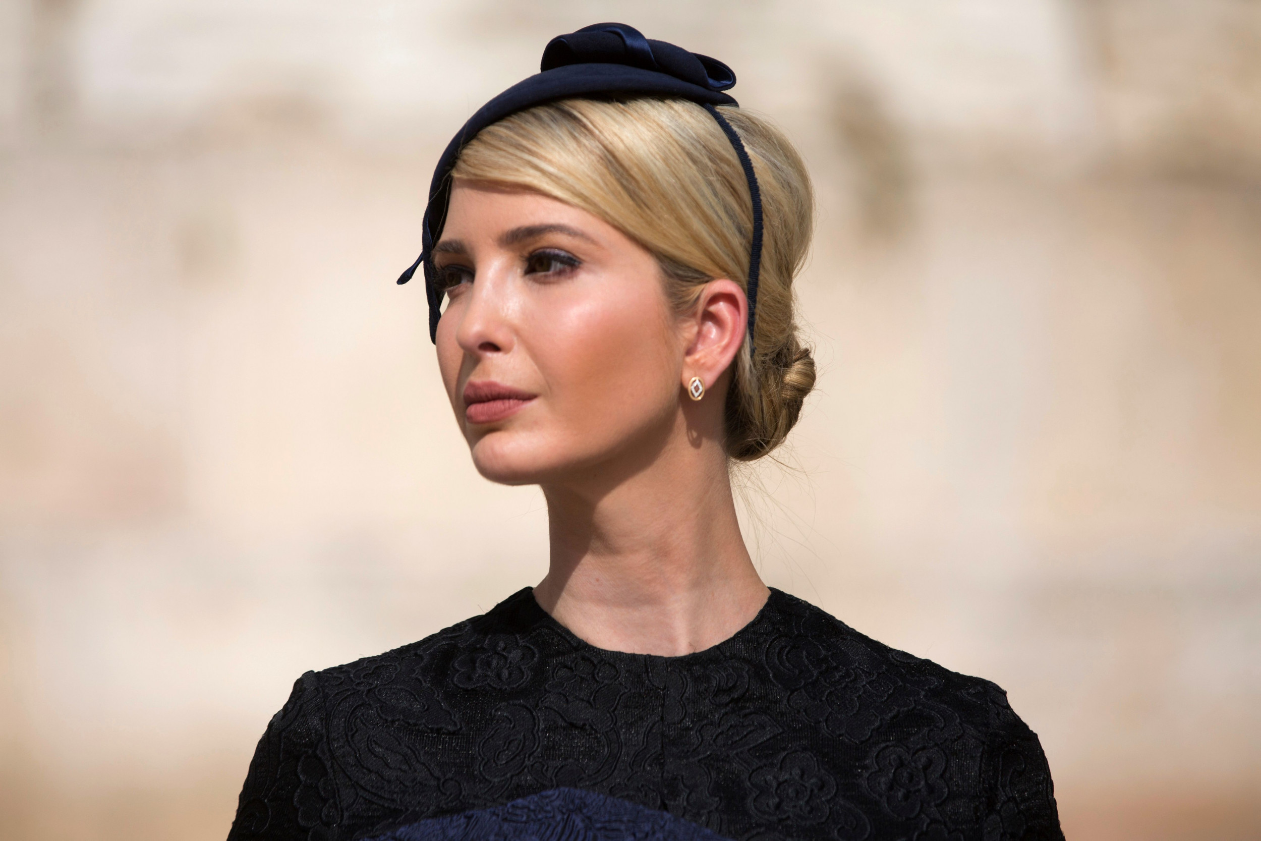 The Royal Low Bun