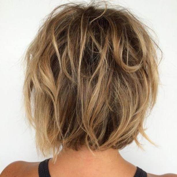 eased Messy Bob