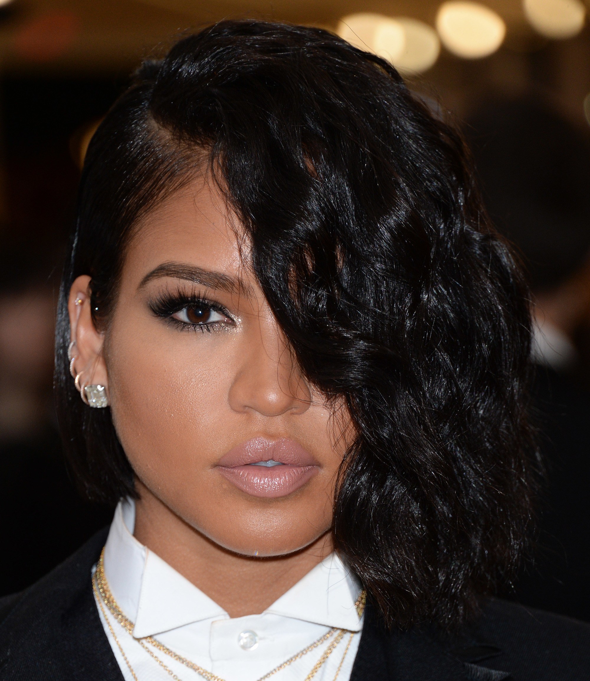 Lace Wig with Short Bob Hairstyle