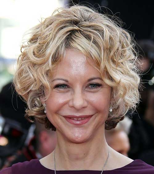 Short Blonde Curly Hair for Over 50