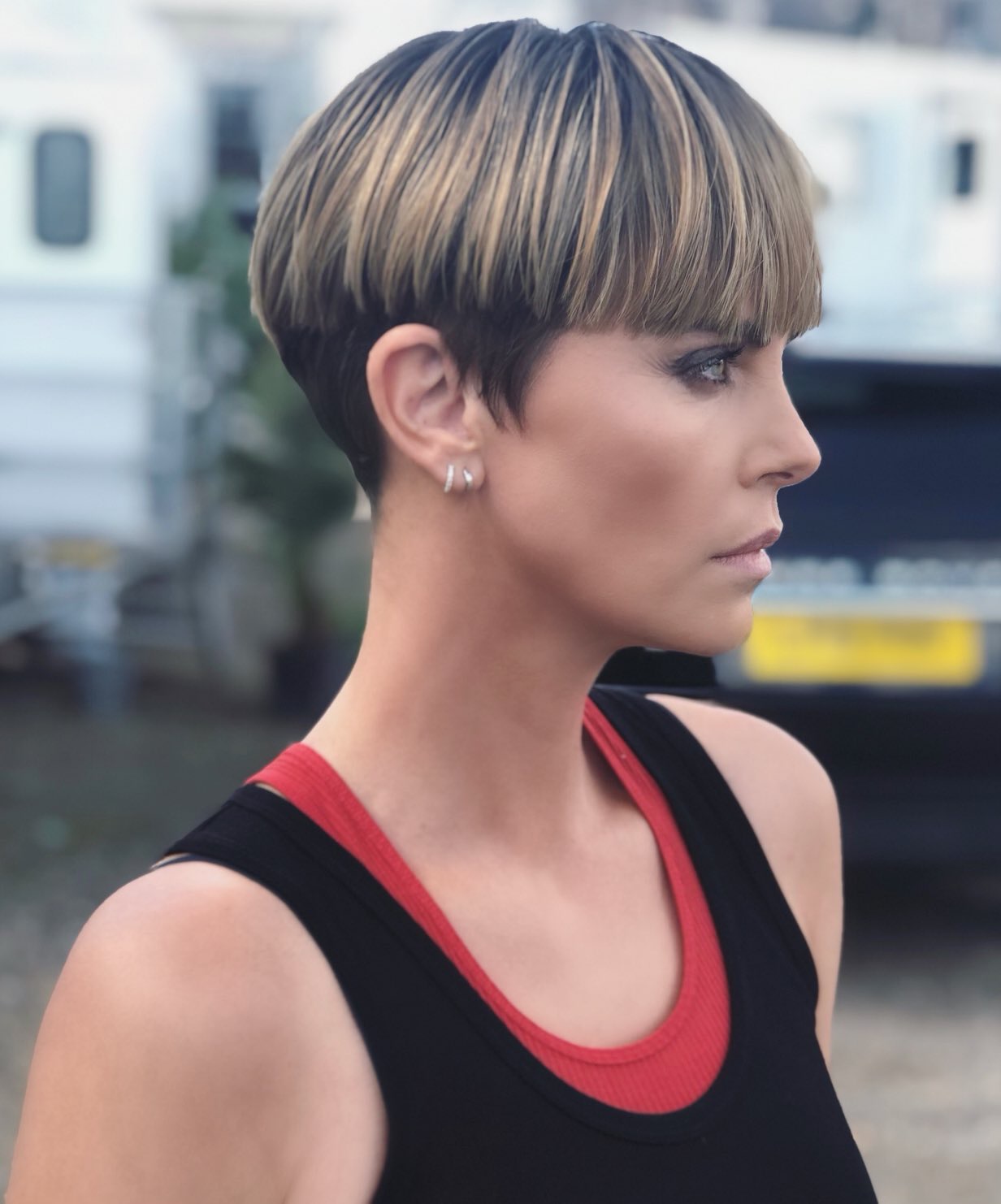 Short Round Bob