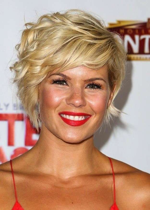 Short Wavy Bob