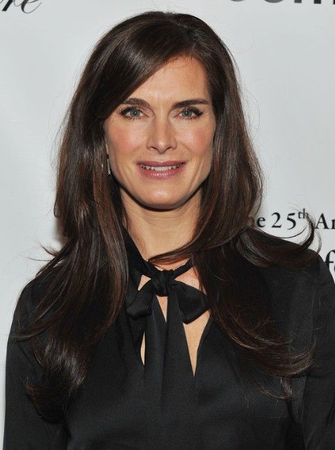 Side Pared Long Straight Wavy Hair