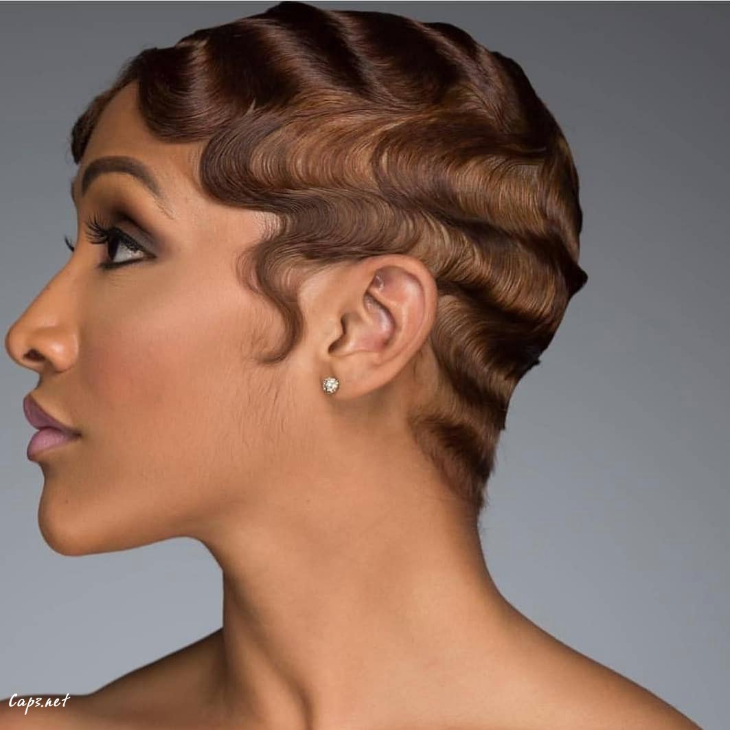 Defined Retro Short Finger Waves