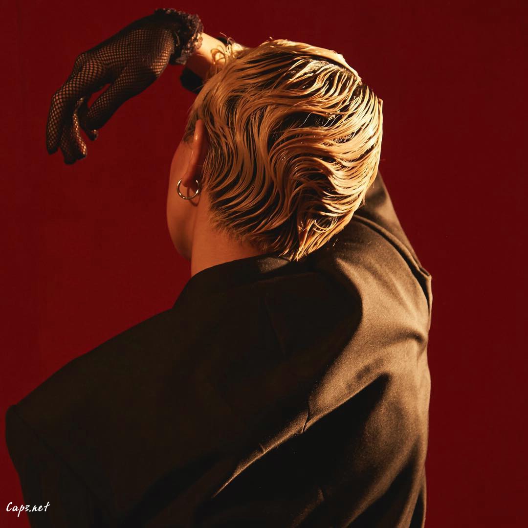 Short Blonde Hair Finger Waves