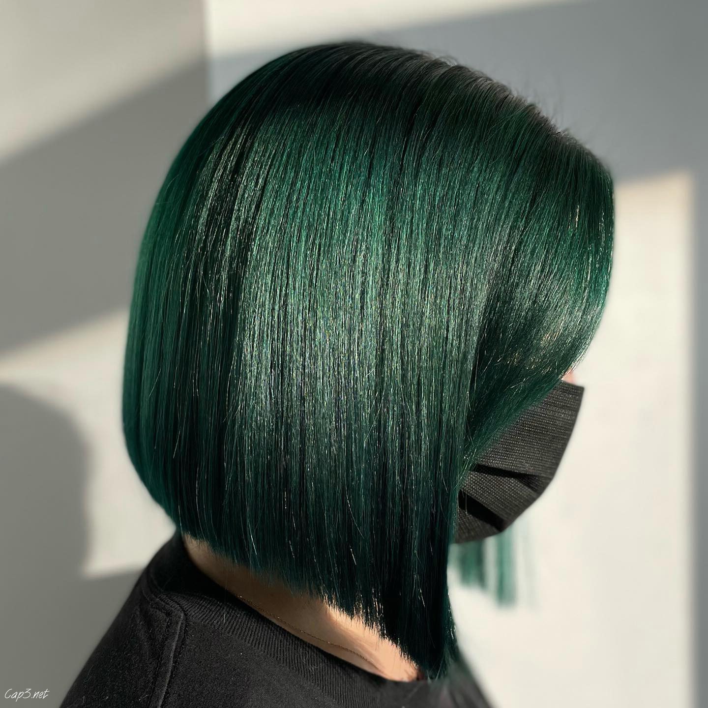 Straight Green Bob