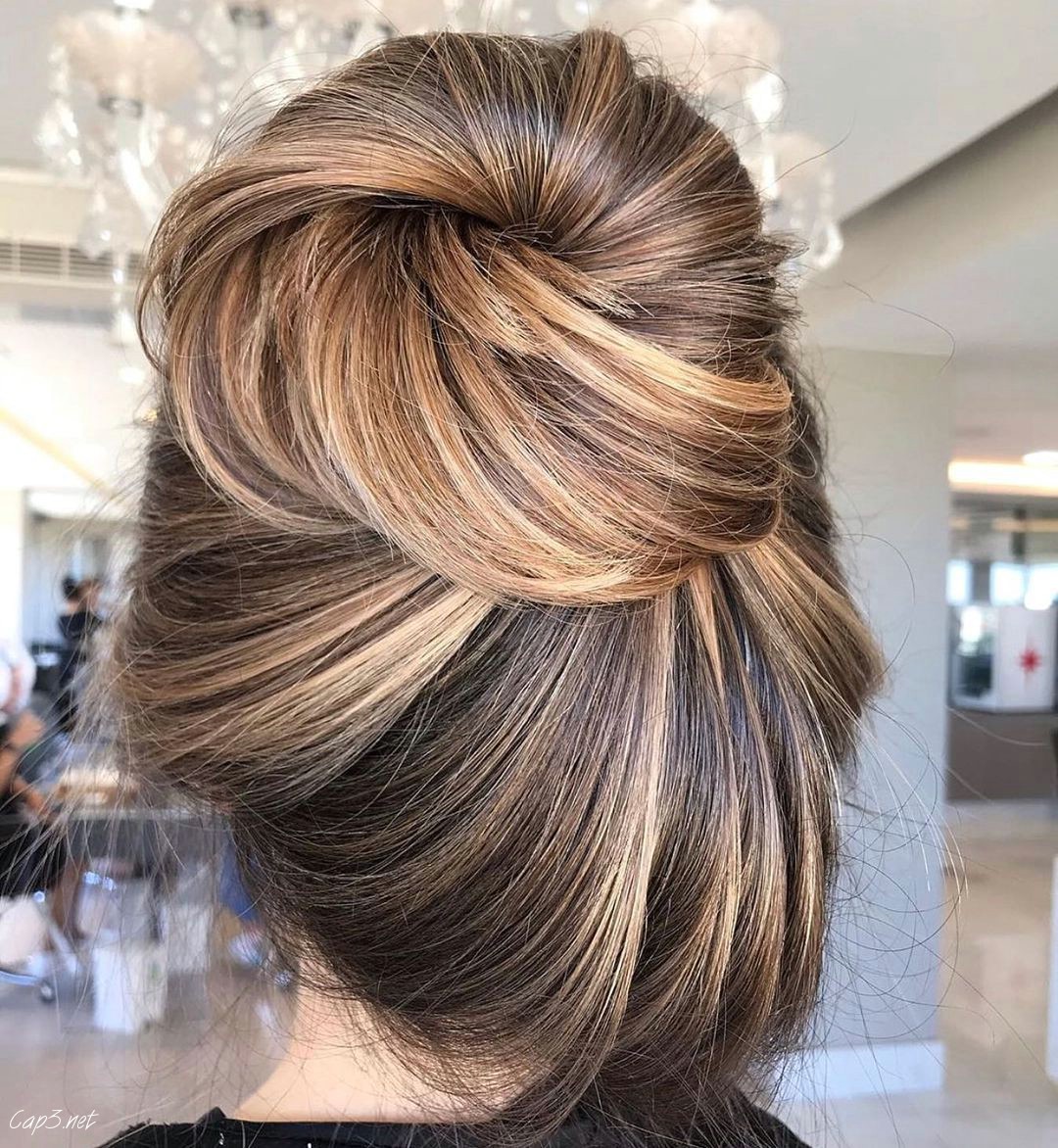 Light Ombre Messy Bun Hairdo