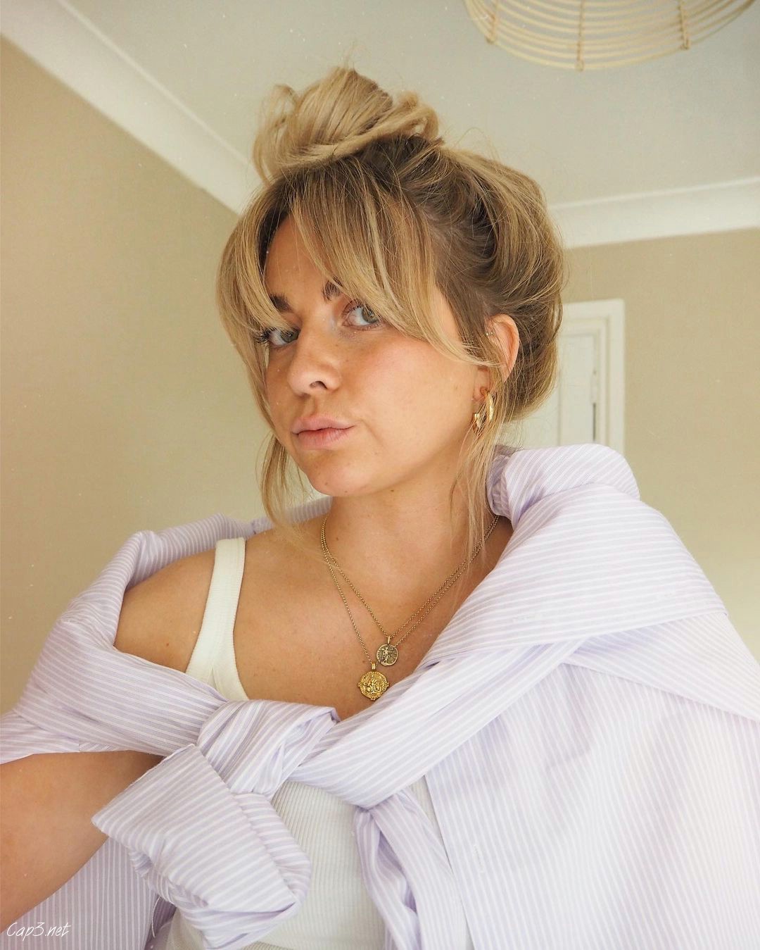 Natural Blonde Messy Bun