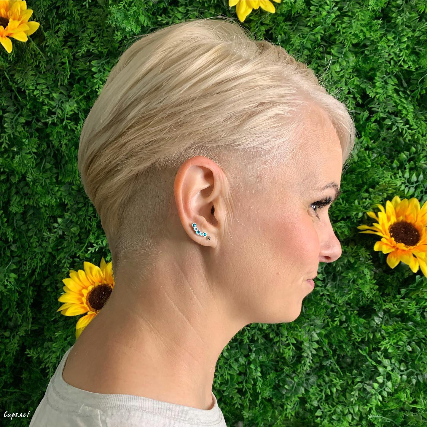 Platinum Blonde Side Swept Undercut