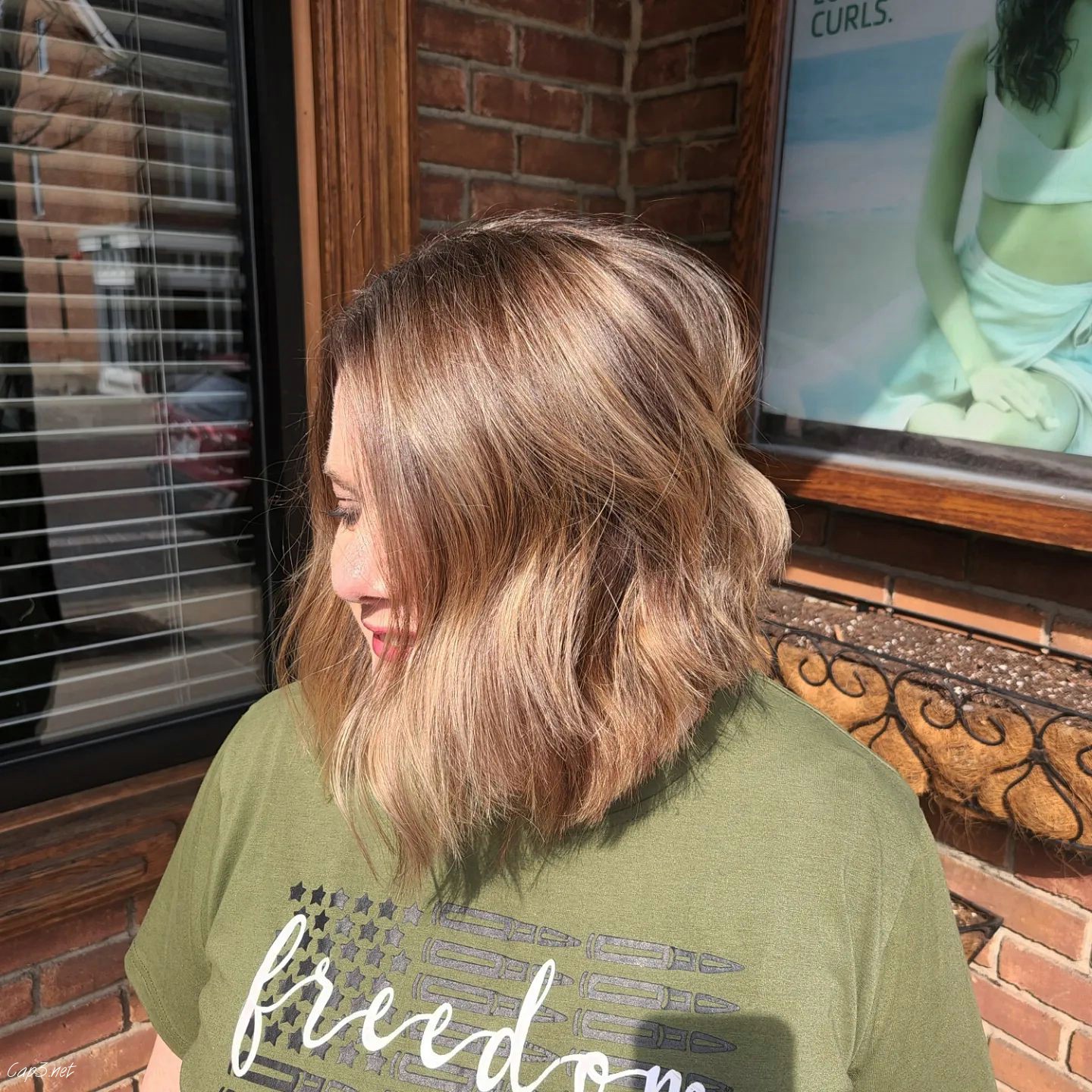 Shiny Blonde Layered Bob