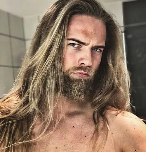 straight long hairstyle 1