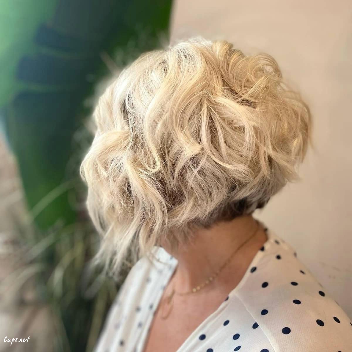 the wavy pixie bob haircut