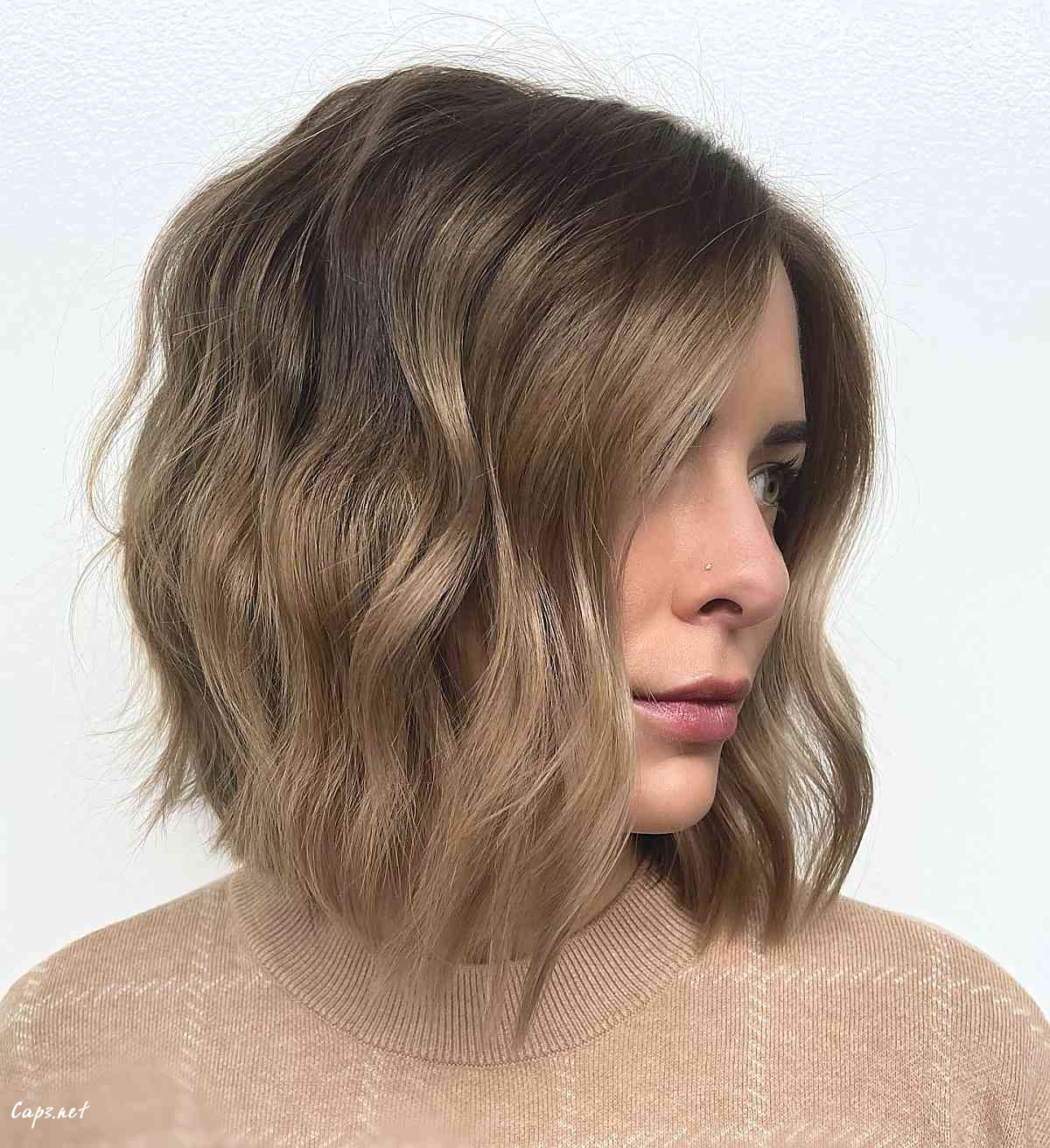 wavy and angled short hair