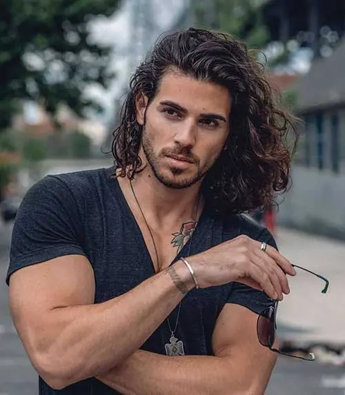 wavy long hairstyle 2