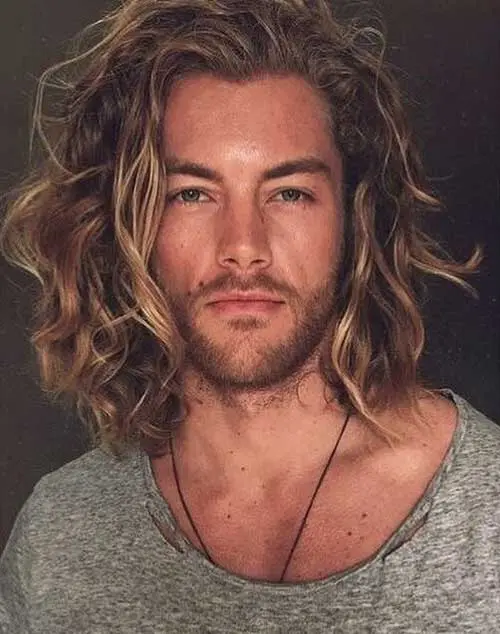 wavy long hairstyle 5