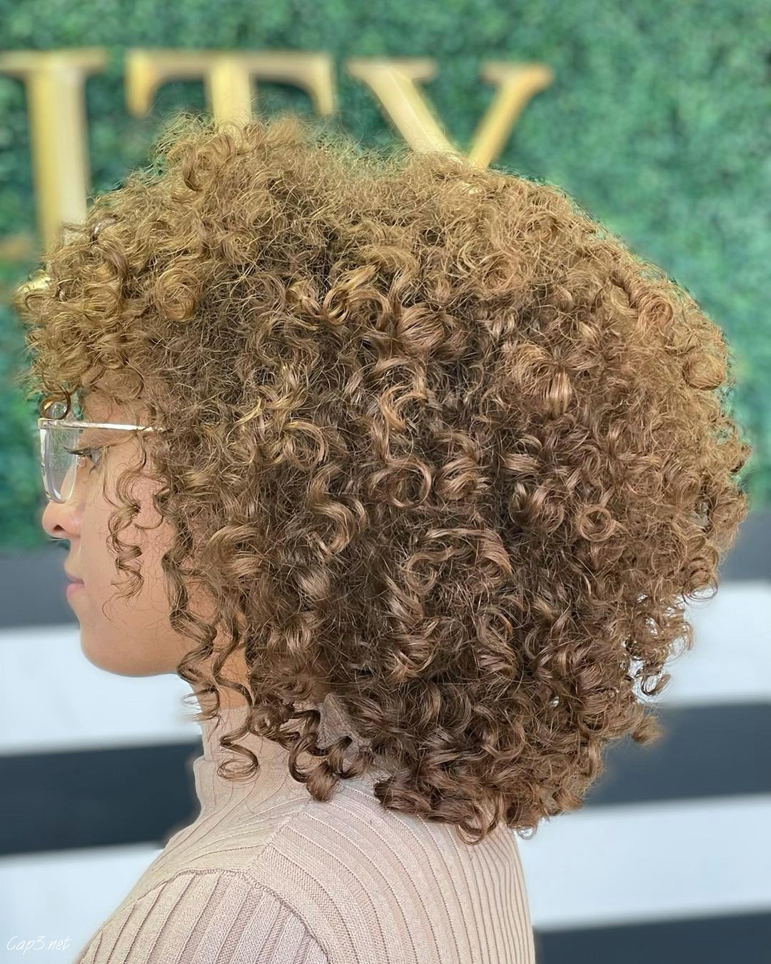 Dark Blonde Rezo Hair