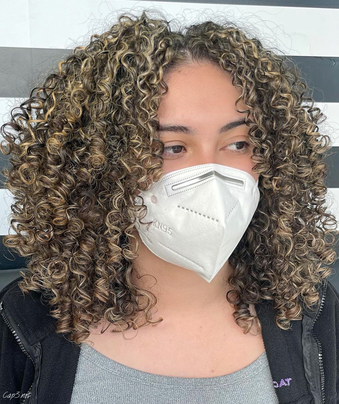 Hair With Highlights Rezo Cut