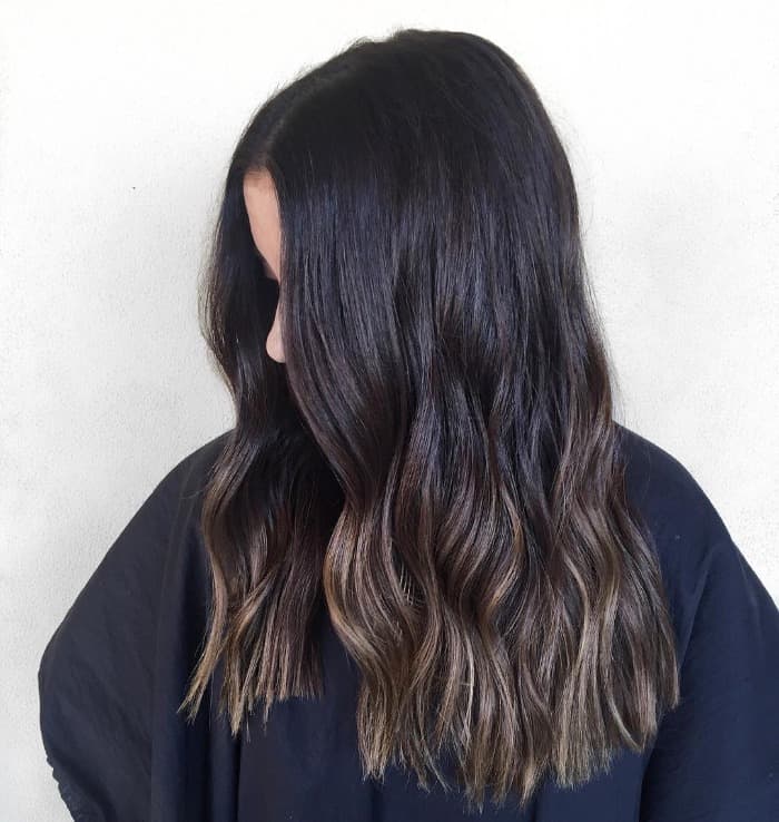 Long Dark Waves Light Tips