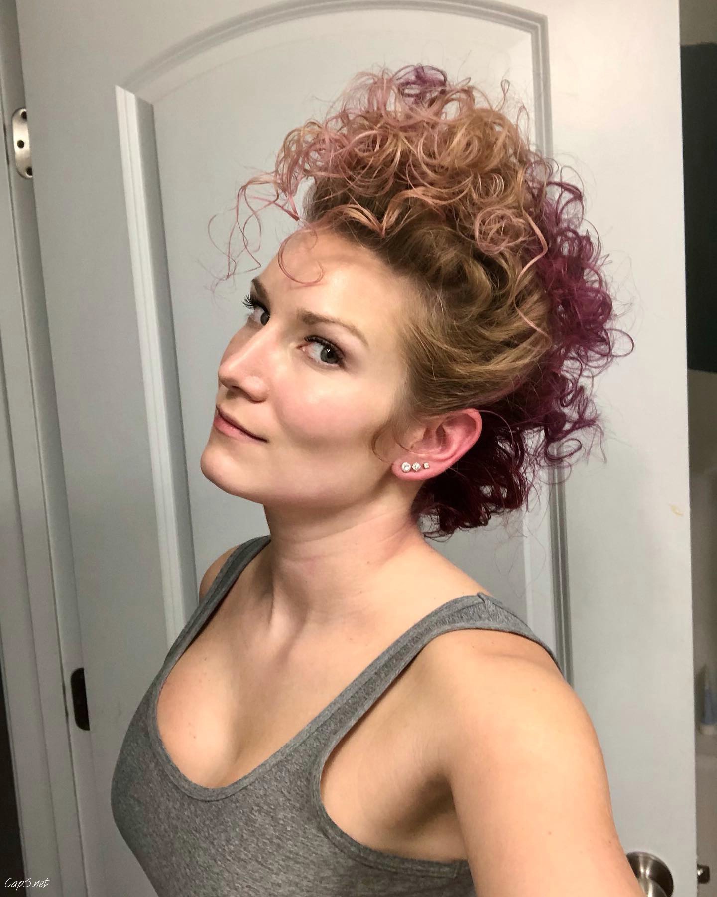 Messy Colorful Hairstyle