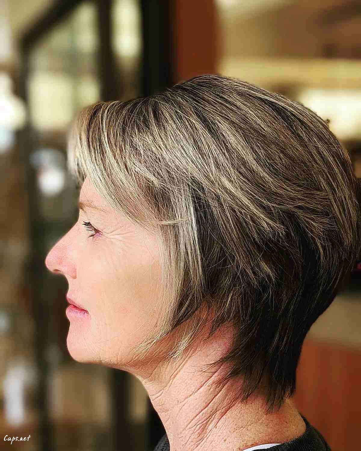 medium pixie cut