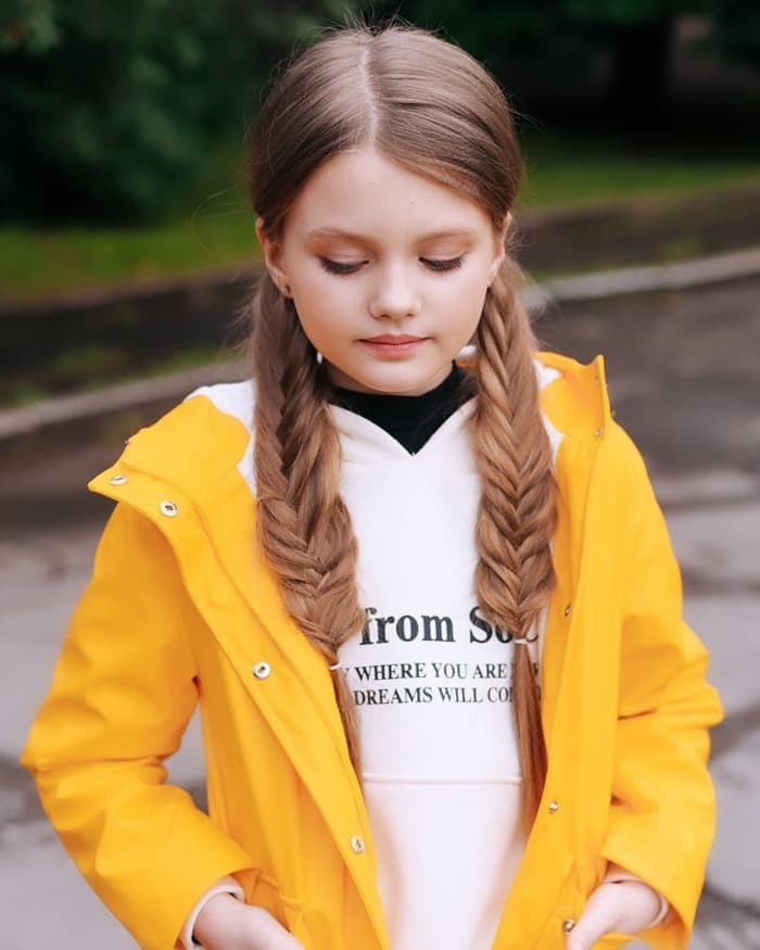 messy fishtail braid