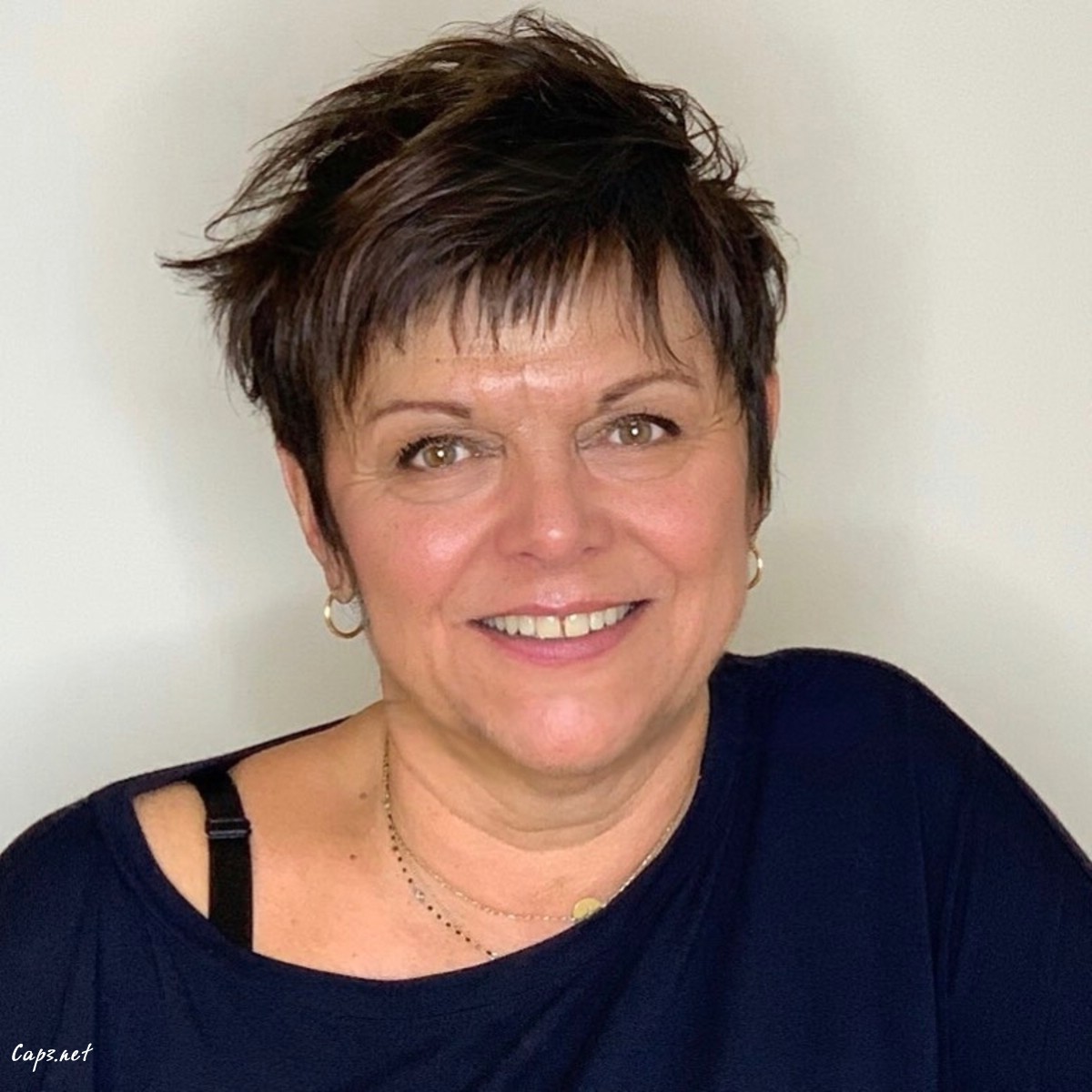 short choppy pixie for fine haired older ladies