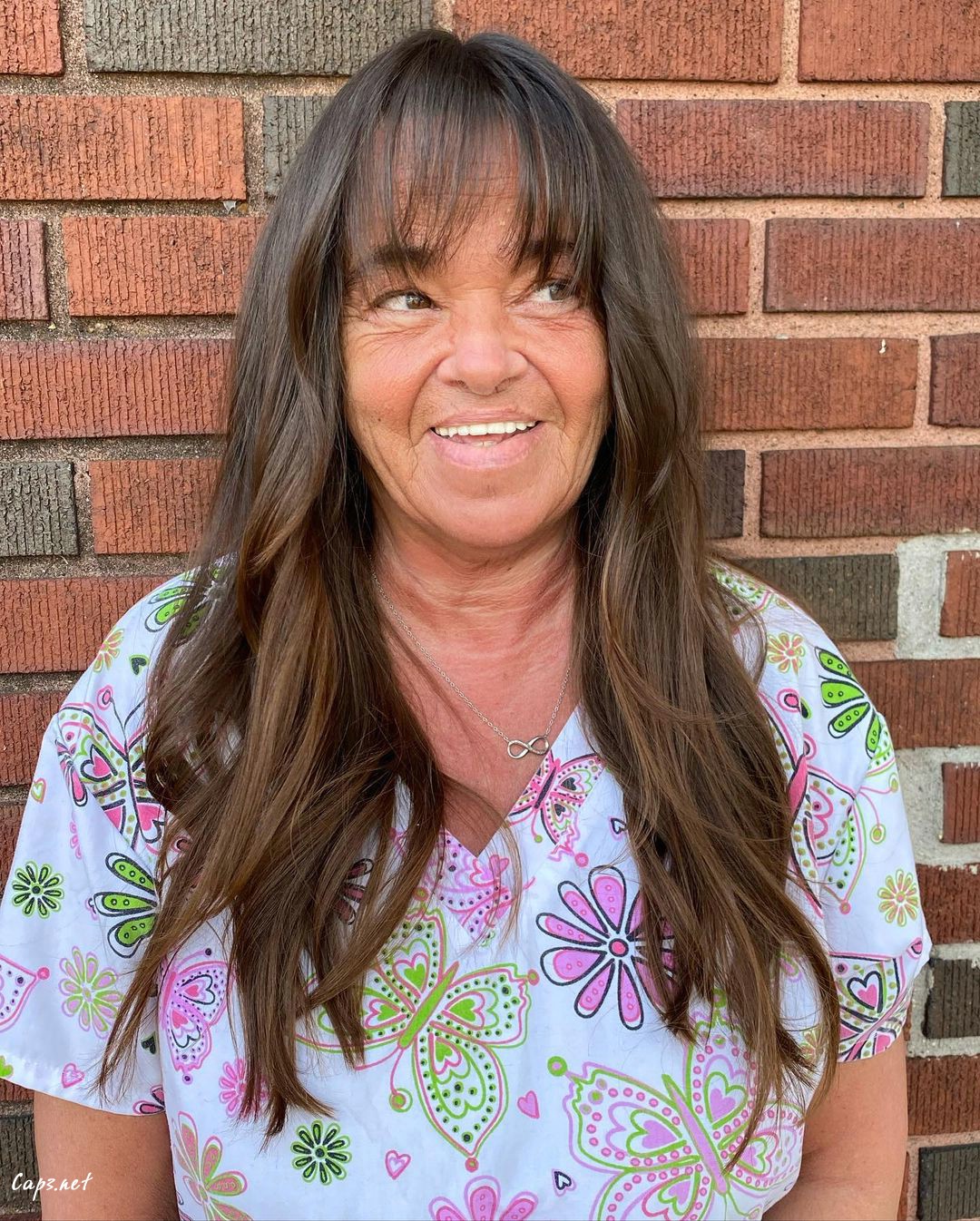 the layered cut for older ladies with thin long hair