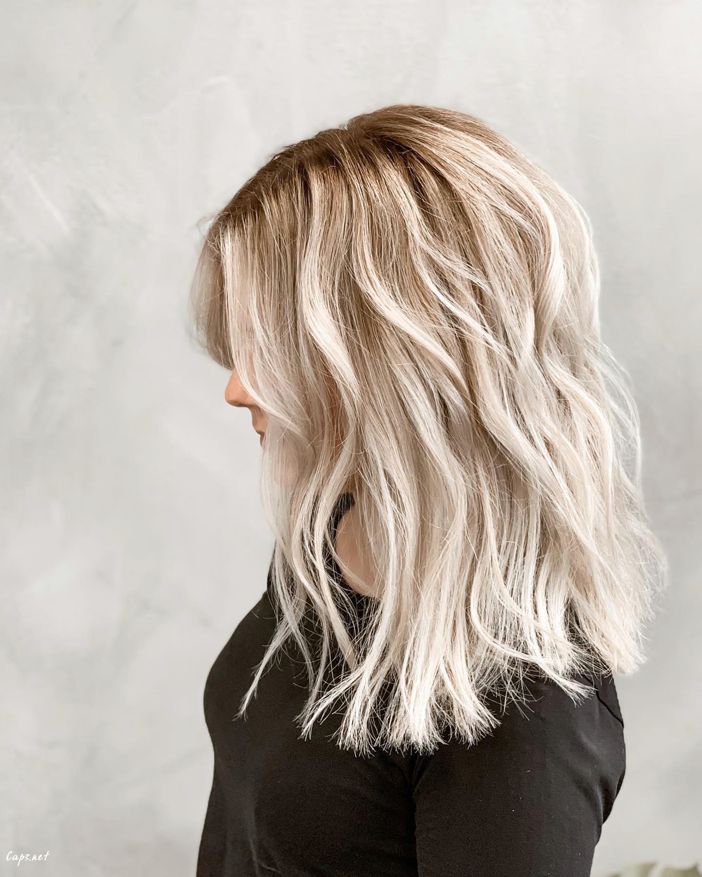 Blonde Wispy Hairdo For Fall