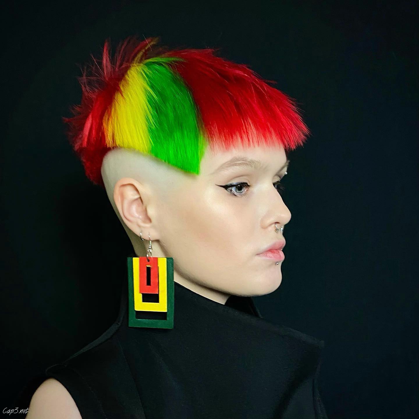 Colorful Retro Pompadour Hairstyle