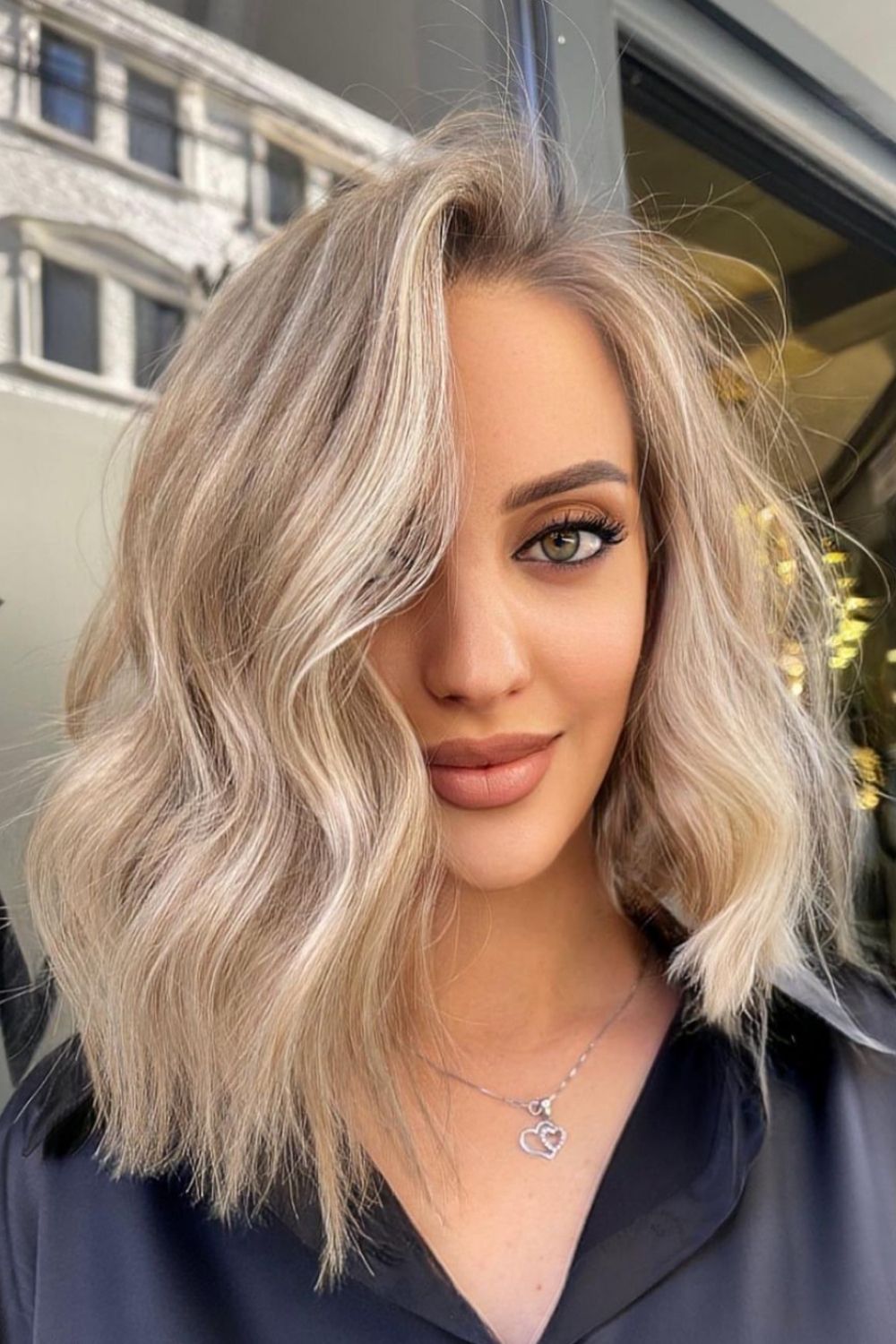 Asymmetrical bob for fine hair 3
