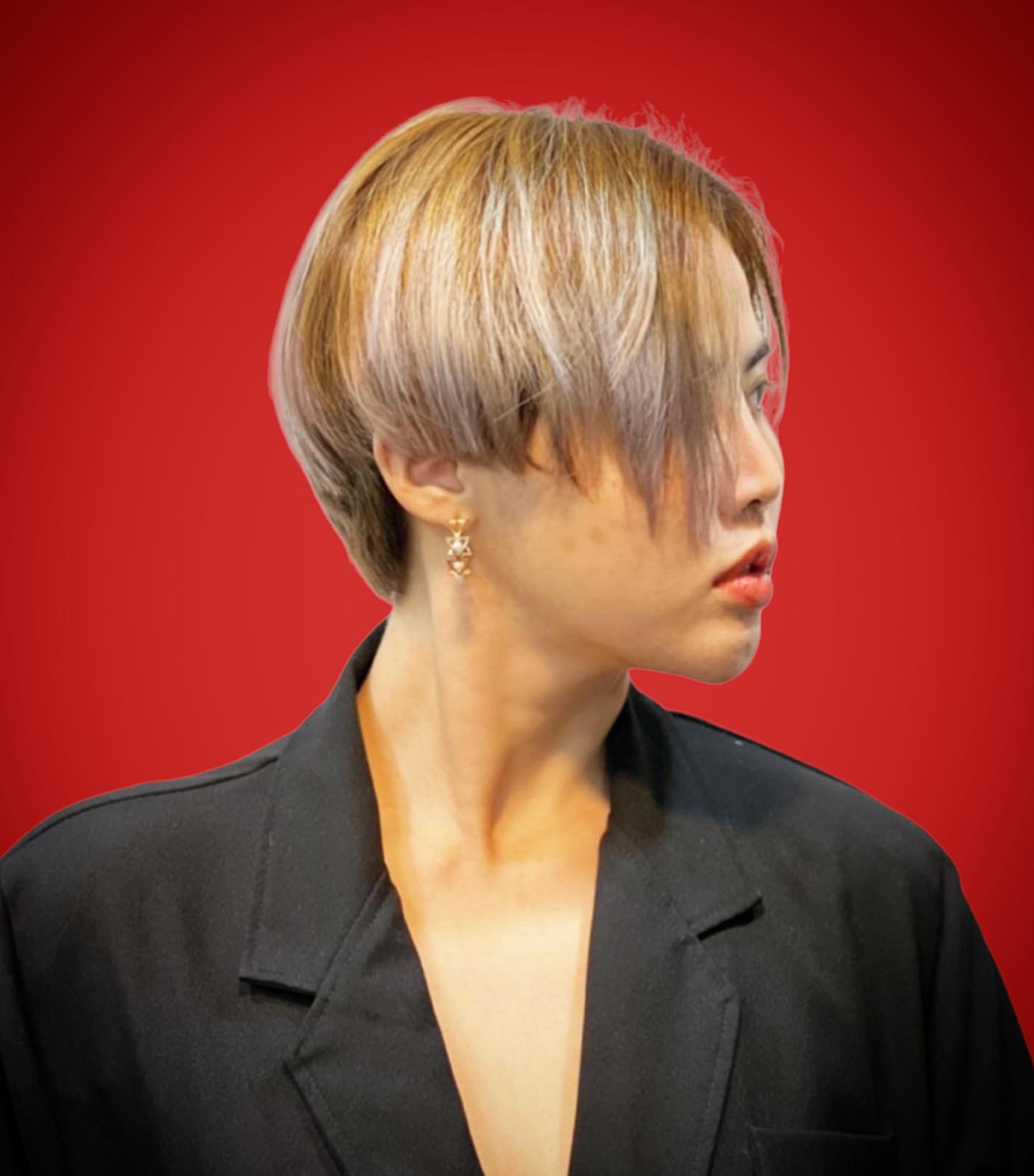 Short Blonde Pixie Side Part Hair