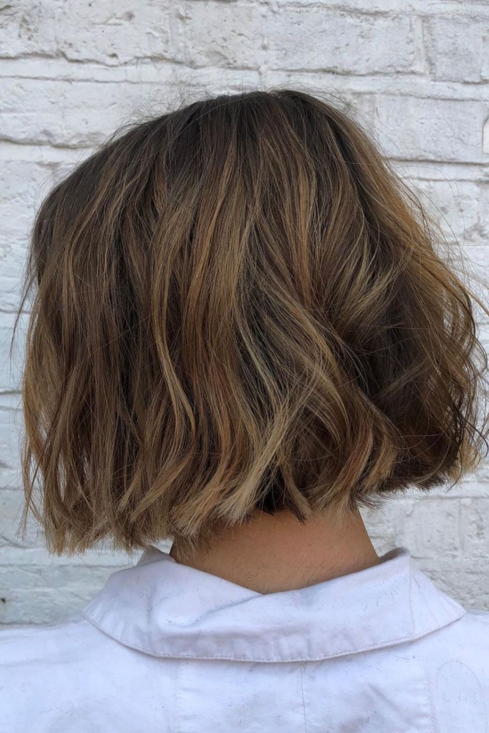 layered bob haircut for fine hair witn bangs 3