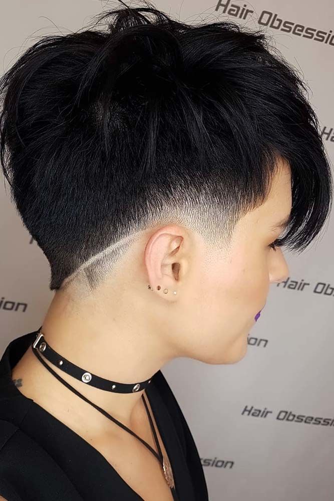 taper haircut women black pixie