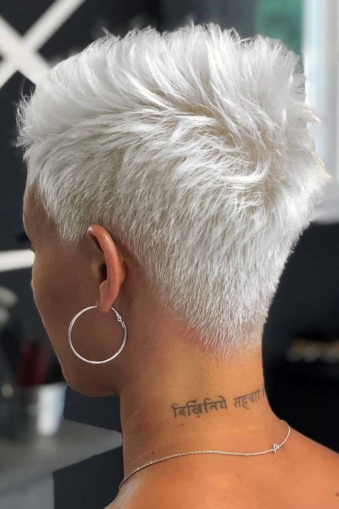 taper haircut women blonde edgy