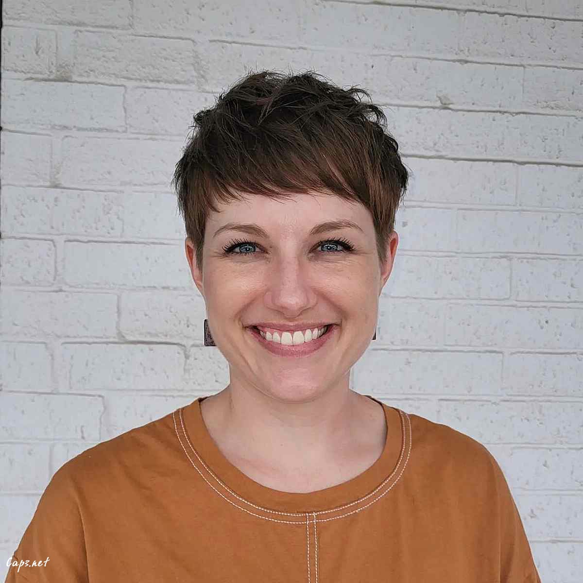 brunette pixie cut and color