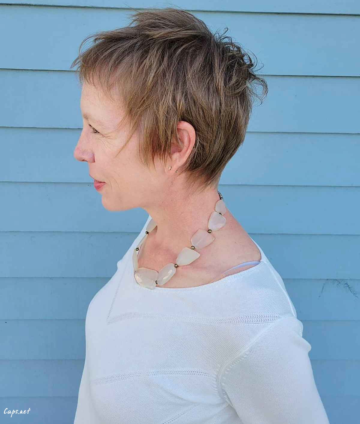 choppy pixie haircut